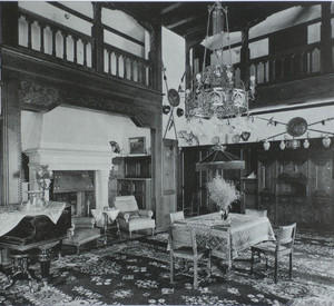 Esszimmer, Zustand vermutlich 1914; Bild aus: Schloss Bergfeld in der Eifel, Architektur-Verlag Heiss & Co., Cöln-Lindenthal, 1914