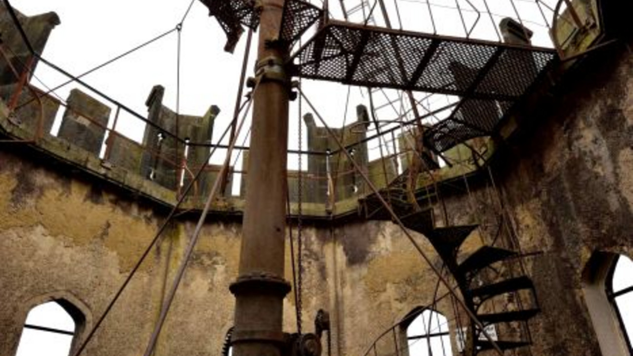 Die Fahnenstange auf der Plattform des Turmes © GDKE, Landesdenkmalpflege, J. Hundhausen