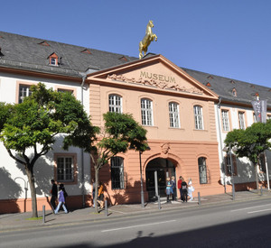 Eingang Landemuseum Mainz