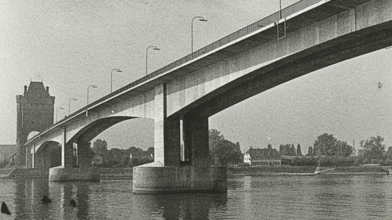 Nibelungenbrücke um 1955 © Fotoarchiv, GDKE, Landesdenkmalpflege