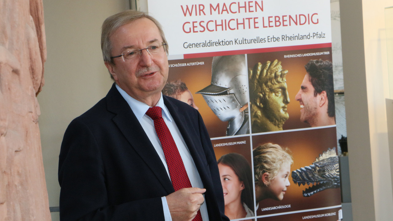 Prof. Dr. Bernd Schneidmüller. Foto: Michael Sowada