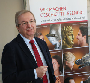 Prof. Dr. Bernd Schneidmüller. Foto: Michael Sowada