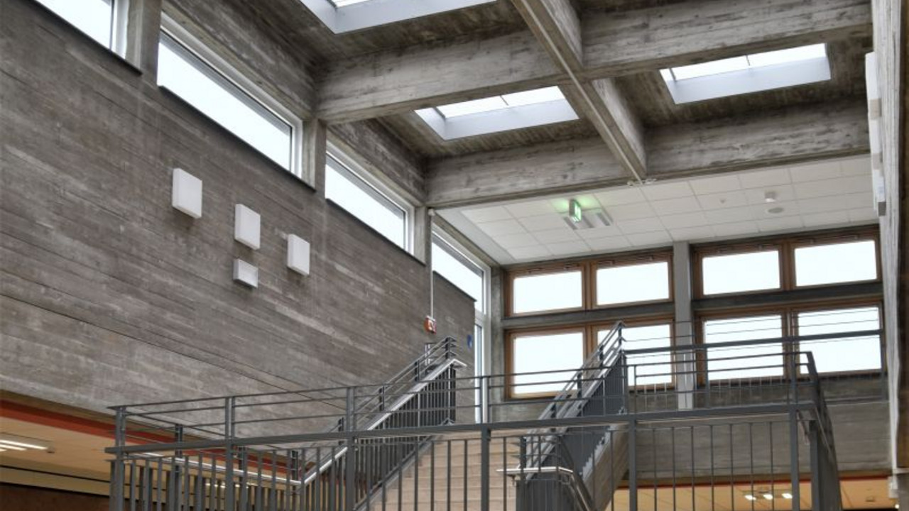 Zentrale Treppenhalle im Hauptgebäude © GDKE, Landesdenkmalpflege, L. Köhren 2018