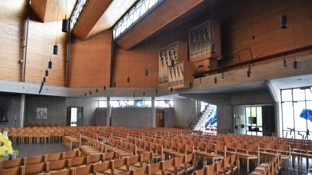 Blick in den Kirchenraum zur Orgelempore © Leonie Köhren, GDKE, Landesdenkmalpflege