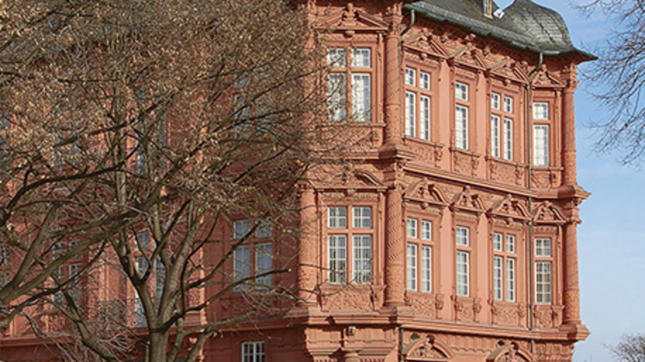 Titelblatt "Das Mainzer Schloss. Glanz und Elend einer kurfürstlichen Residenz"
