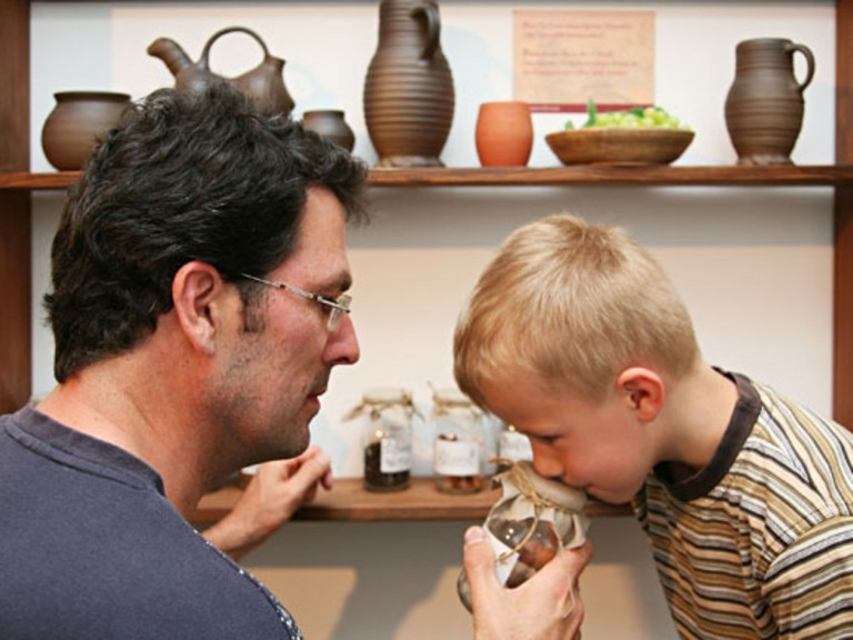 Essen und Trinken hält Leib und Seele zusammen! Essen und Trinken hält Leib und Seele zusammen!